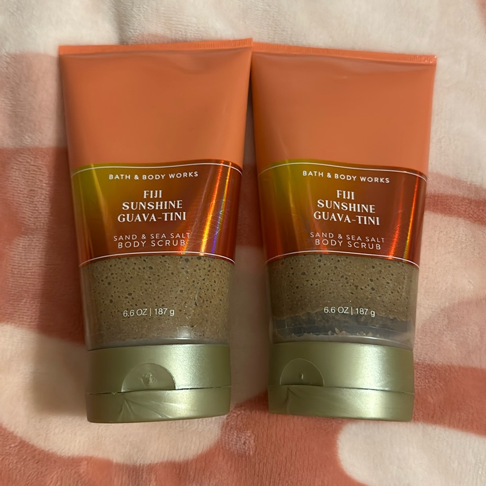 Bath & Body Works Fiji Sunshine Sand & Sea Salt Body Scrub